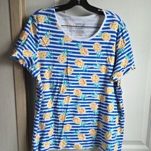 Time and Tru Blue Pineapple Print Short Sleeve Tee